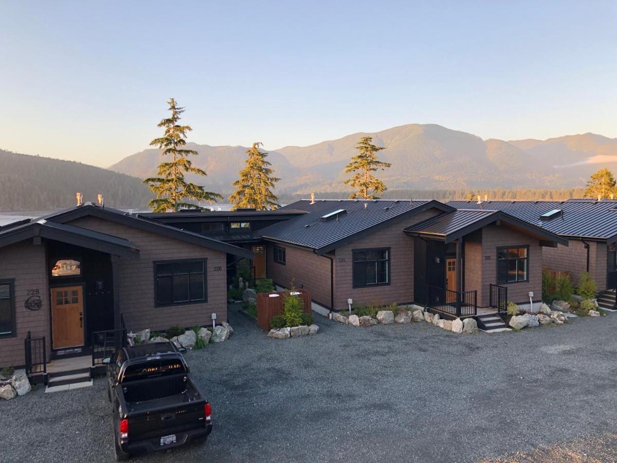 Port Renfrew Vacation Rentals Exterior photo