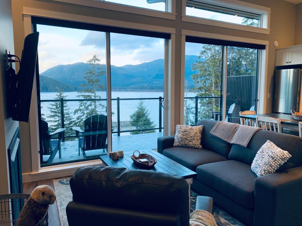 Port Renfrew Vacation Rentals Exterior photo