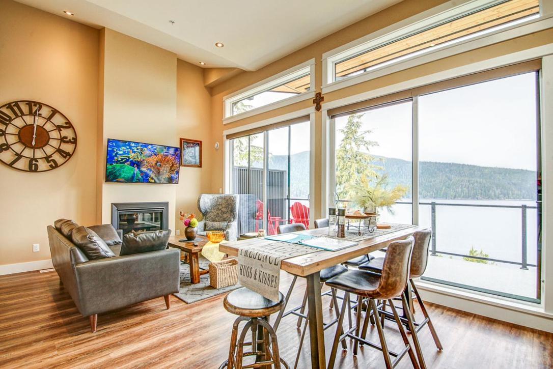 Port Renfrew Vacation Rentals Room photo