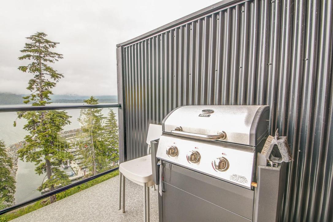 Port Renfrew Vacation Rentals Room photo