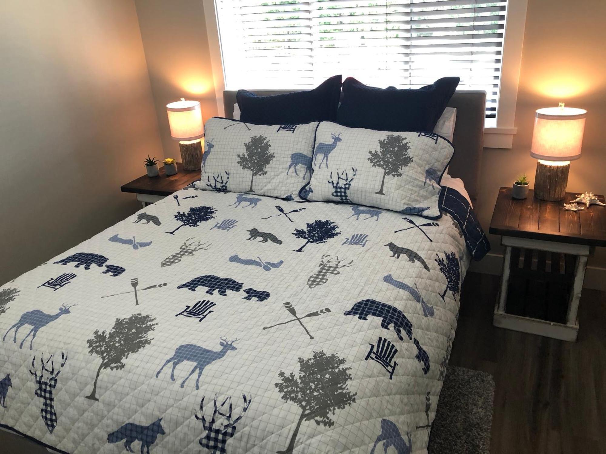 Port Renfrew Vacation Rentals Room photo