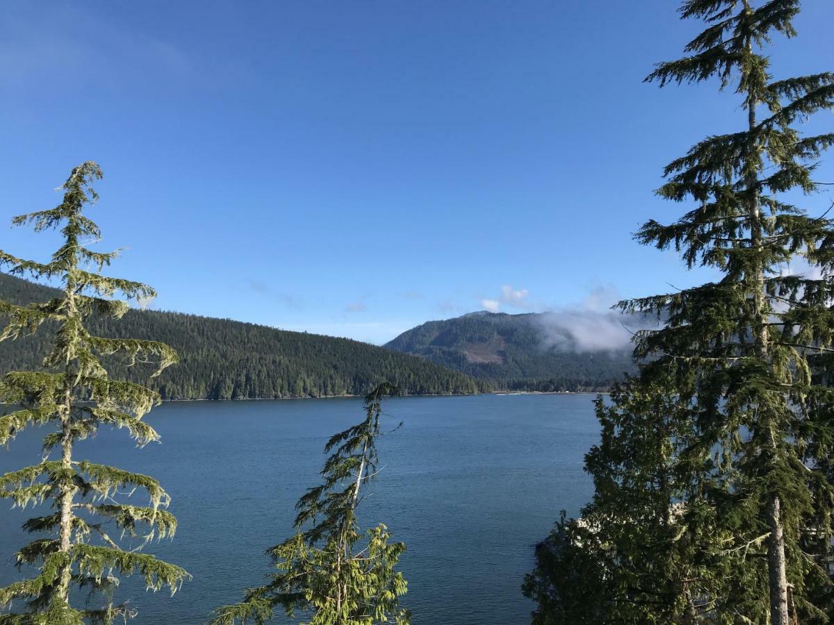 Port Renfrew Vacation Rentals Exterior photo